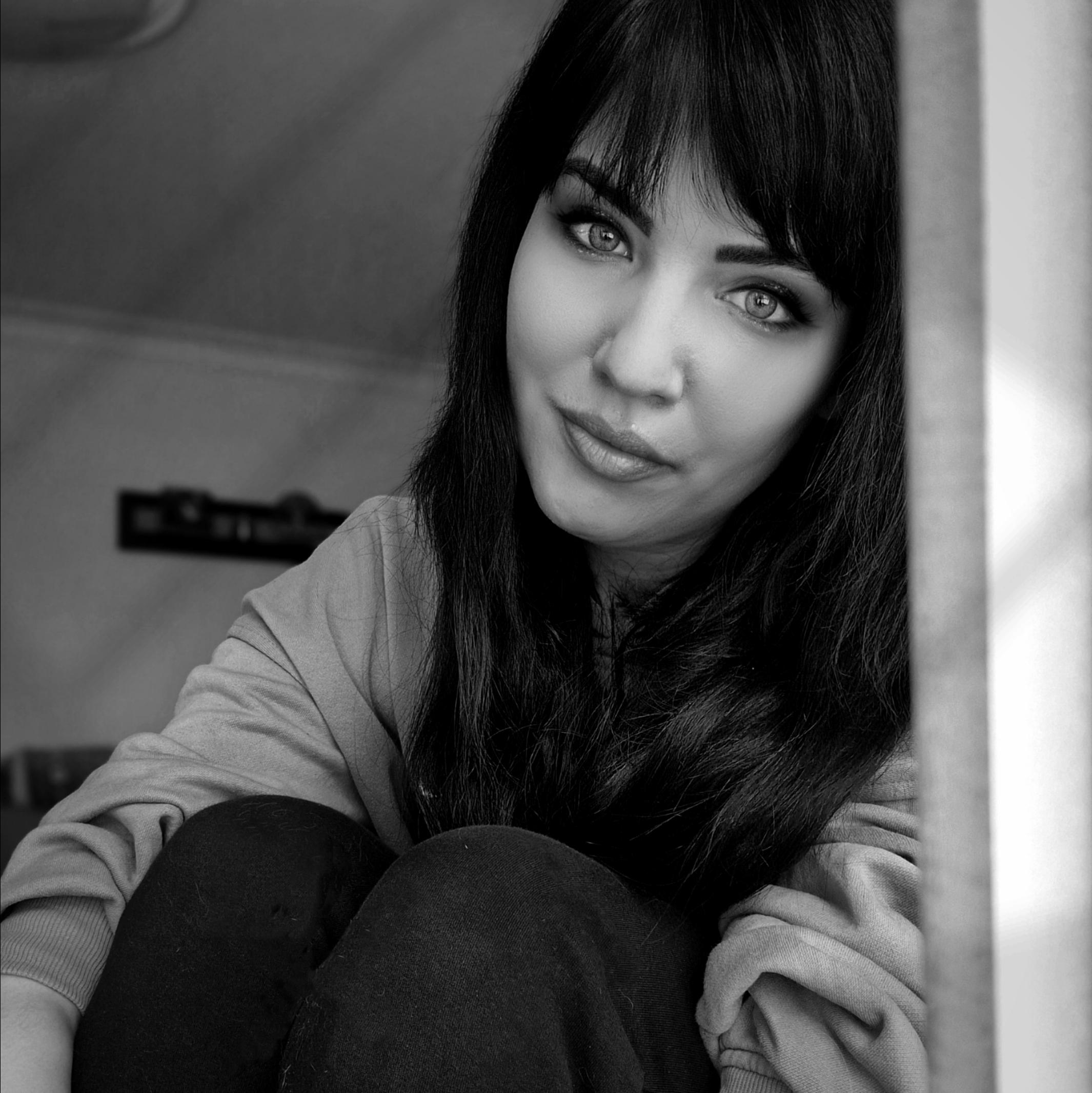 Sandra E. Mae