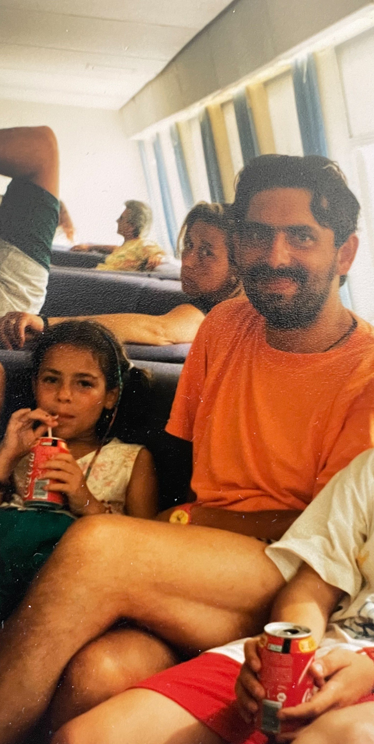 Abenteuer auf Korsika - Annika Höller | story.one Abenteuer auf Korsika - Annika Höller | story.one