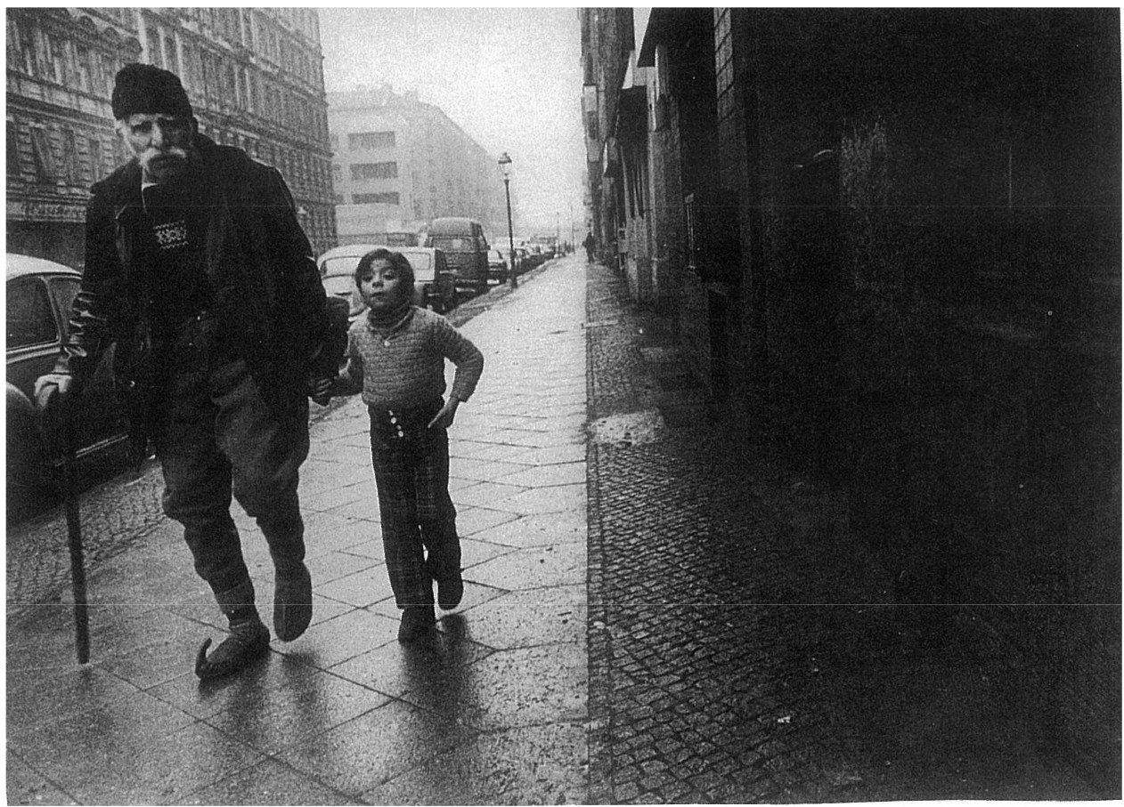 Atlas zu sein - Teil 1 - Laura Wiesinger | story.one