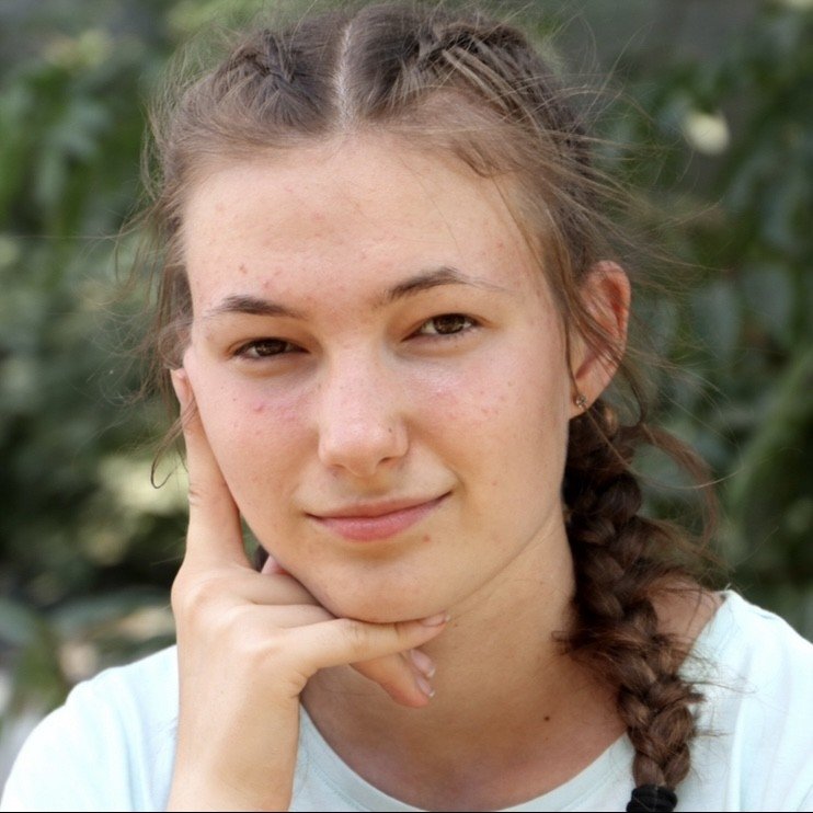 Eszter Diós