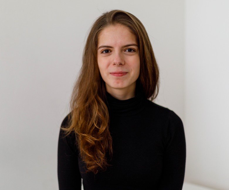 Eszter Brhlik
